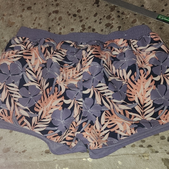 Purple and Pink Athletic Shorts with Tropical Pattern - Picture 6 of 6